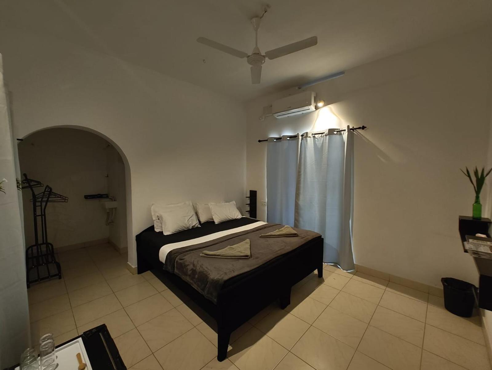 Satta Beach Deluxe Varkala Kamer foto